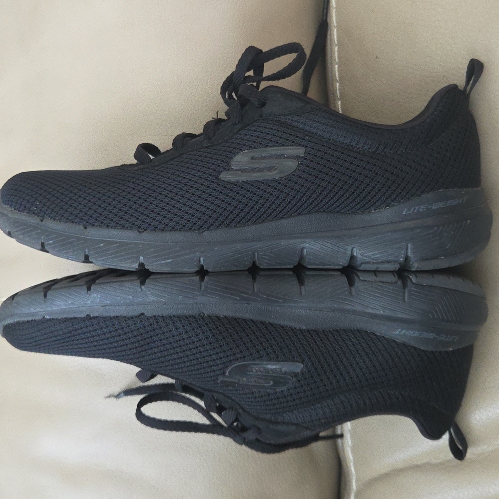 Skechers Women's Flex Appeal 3.0 - Black Sneakers 13070 Size 8 With Backpack
